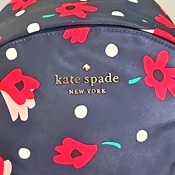 Kate Spade New York CHELSEA WHIMSY FLORAL MEDIUM BACKPACK, Multicolor - Picture 5 of 8